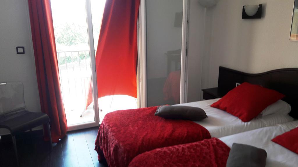 Hotel Le Neoulous Le Boulou Zewnętrze zdjęcie