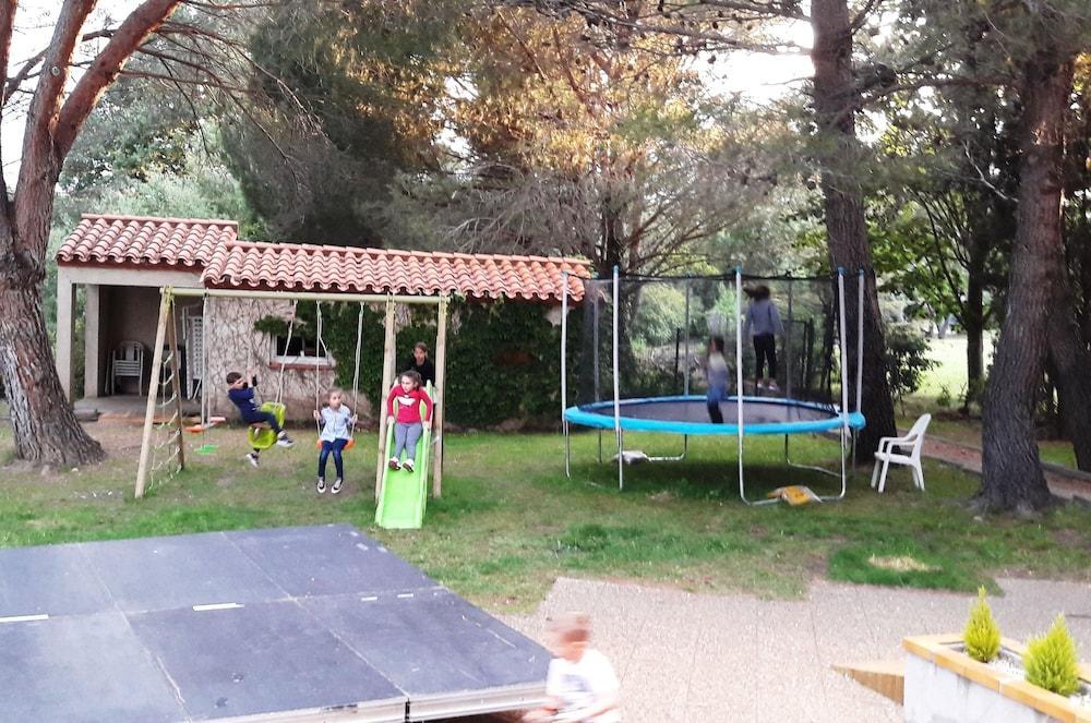 Hotel Le Neoulous Le Boulou Zewnętrze zdjęcie