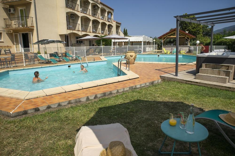 Hotel Le Neoulous Le Boulou Zewnętrze zdjęcie